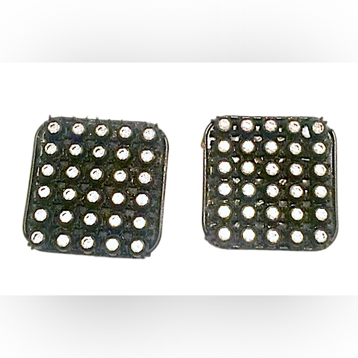 Vintage Les Bernard Rhinestone Clip On Earrings 15$